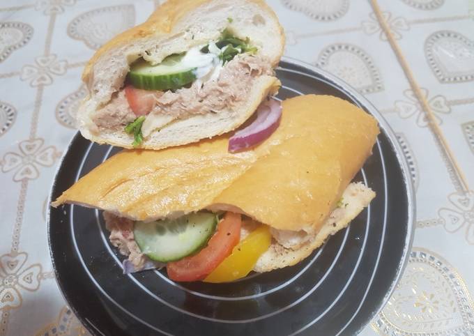 Tuna baton sandwich