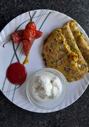 मेथी के स्वादिष्ट थेपले रेसिपी मुख्य फोटो