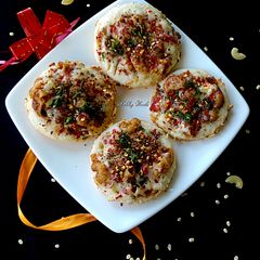 A picture of Cheesy pasta mini uttapam (desi pizza).