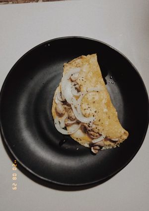 A picture of Mushroom and White Onion Omelette.