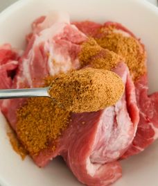 hạt dỗi mắc khén