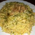 Espaguetis con salsa de atún