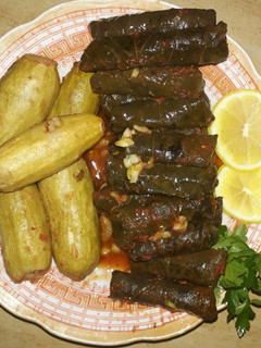 صورة لوصفة يالنجي كوسا و ورق عنب بالزيت