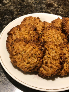 Una foto de Galletas de avena y miel (sin huevo sin manteca)