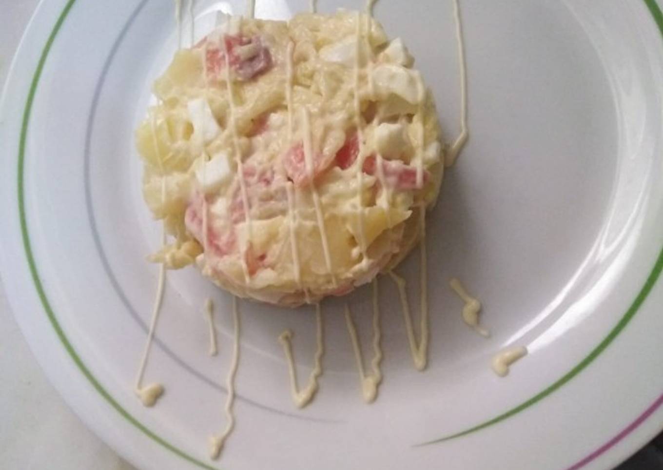 Ensaladilla de salmón y manzana