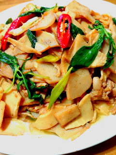 塔香薑絲肉片炒筍片 的食譜成品照片