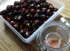 Foto resep Choco Crunch Berbalut coklat dan Bermandikan Gula Warna 😄😄