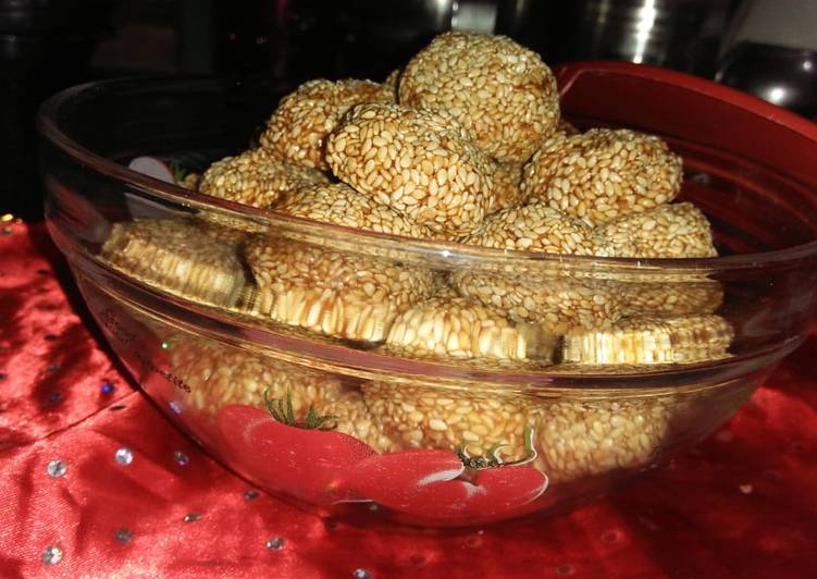 Steps to Make Perfect Til laddu