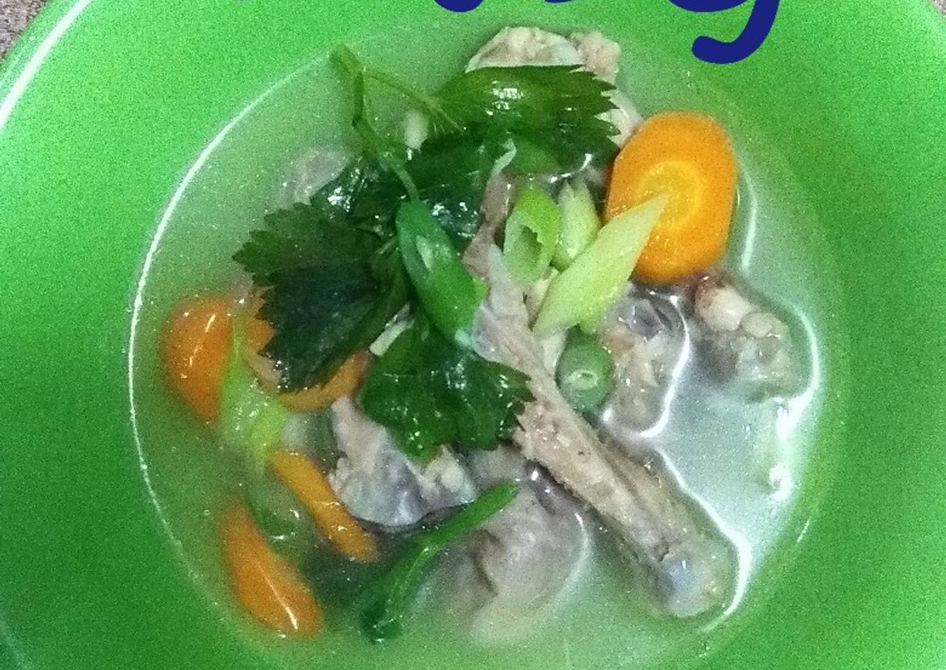 Sop dengkul ayam