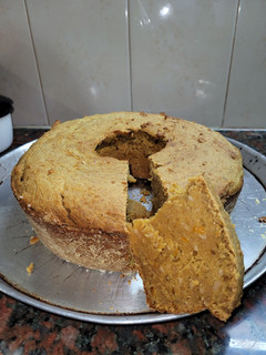 Una foto de Budín de naranja, zanahoria y porotos alubia (apto vegano)