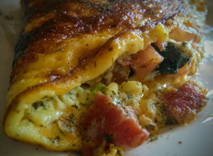 Una foto de Omelette Capresse con Chorizo español y olé!!