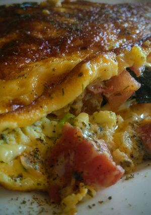 Una foto de Omelette Capresse con Chorizo español y olé!!