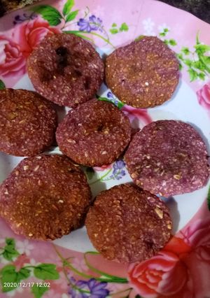 Hình của món Bánh yến mạch khoai lang tím.