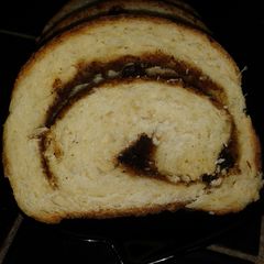 A picture of Cinnamon Raisin bread.