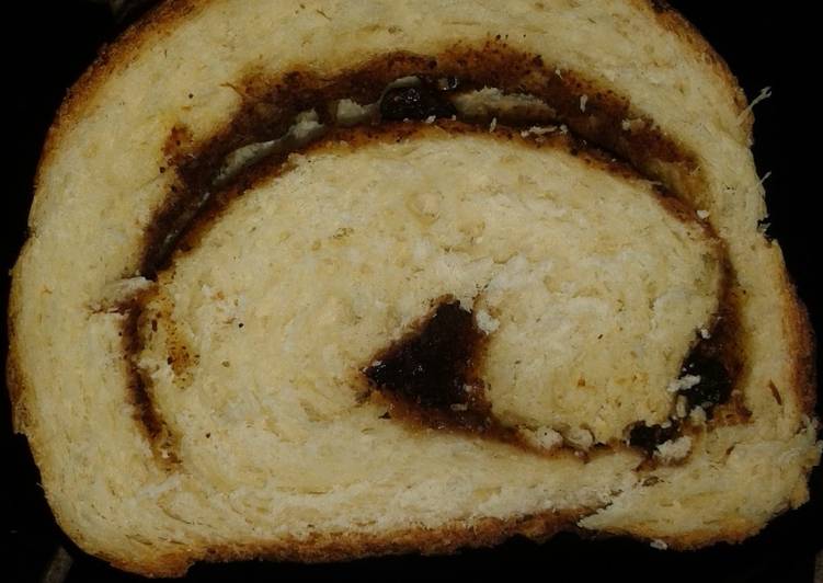 Recipe of Quick Cinnamon Raisin bread