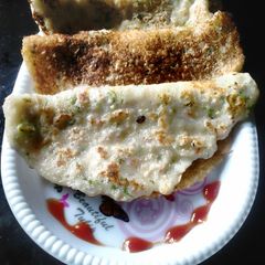 A picture of Oats suji uttpam.