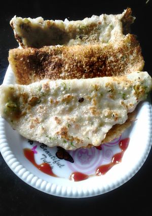 A picture of Oats suji uttpam.