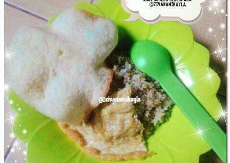 Nasi goreng apa adanya / nasi goreng sederhana