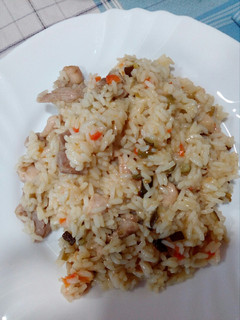 Foto principal de Arroz con verduras y pollo al curry