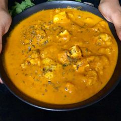 A picture of Paneer cauliflower korma.