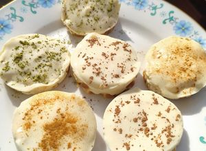 Una foto de Bocadillo de yogurt con base de galleta de arroz