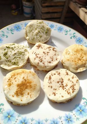 Una foto de Bocadillo de yogurt con base de galleta de arroz