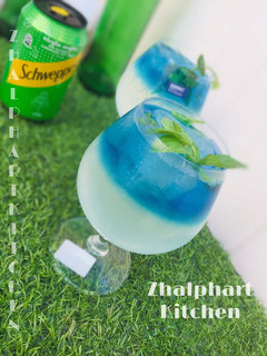 A picture of Fizzy blue.
