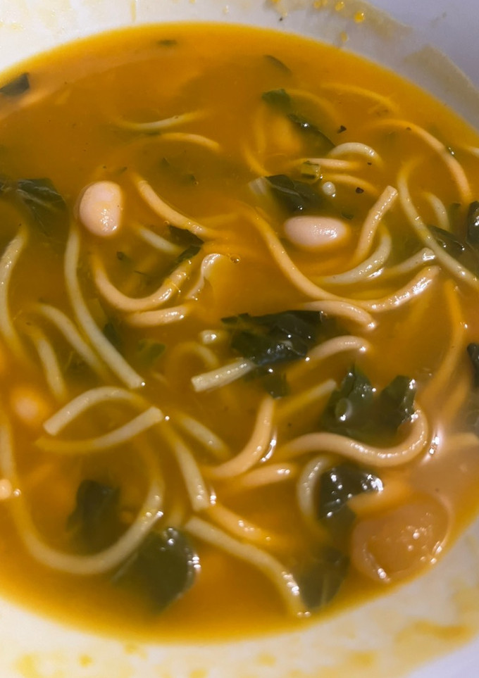 Una foto de Porotos con rienda y acelga