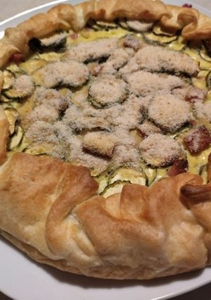 Foto di Torta salata: zucchine e formaggio spalmabile
