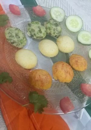 A picture of Tricolor suji appe.