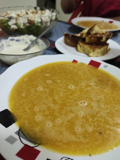 Una foto de Sopa de verduras fácil