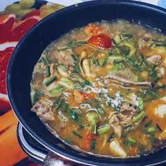 รูปของ Tetelan ayam kresengan pedas