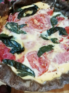 Una foto de Tarta caprese masa integral y algo más! (tip al final)