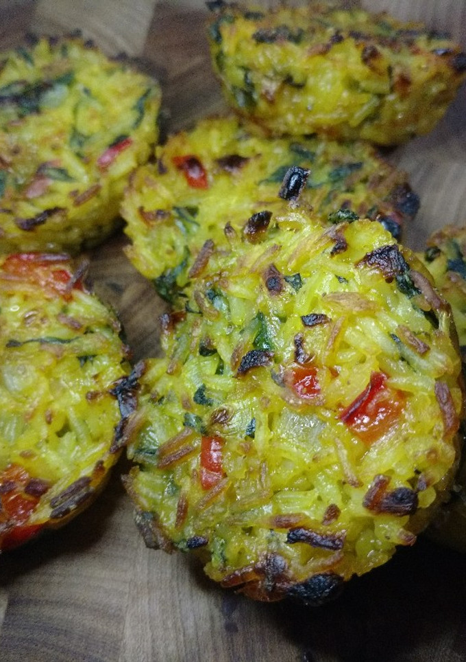Una foto de Muffins de arroz y verduras