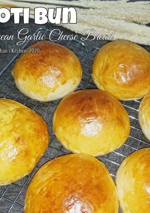 Foto resep Roti Bun untuk Korean Garlic Cheese Bread (No Mixer)