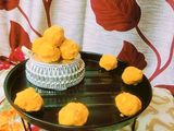Besan laddu