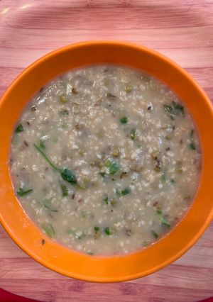 A picture of Oats Pongal.