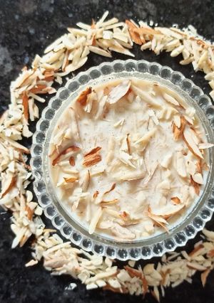 સેવ ખુરમા(sev khurma recipe in Gujarati) રેસીપી મુખ્ય ફોટો