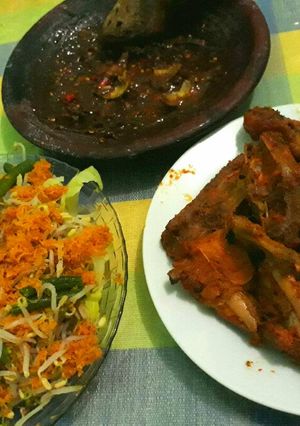 Foto resep Ayam Panggang, Urap-Urap, Sambel Petis