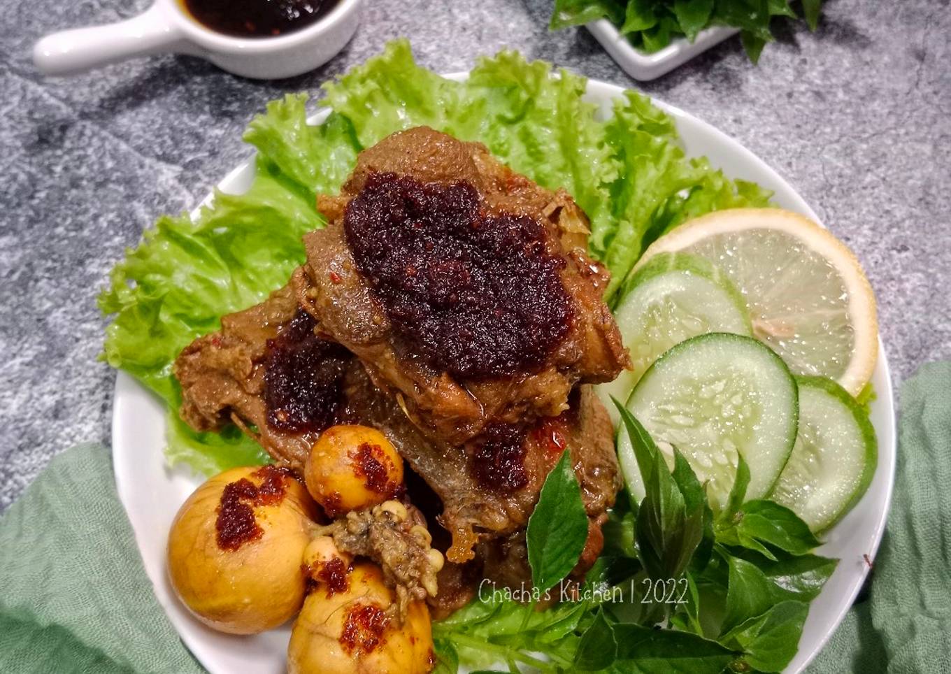 Bebek Bumbu Hitam Khas Madura