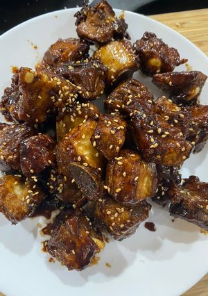 รูปของ ซี่โครงหมูน้ำผึ้งผัดเนยโกโก้
