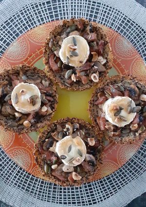 Une photo de Tartelettes au Quinoa, Bacon et Chèvre / Healthy