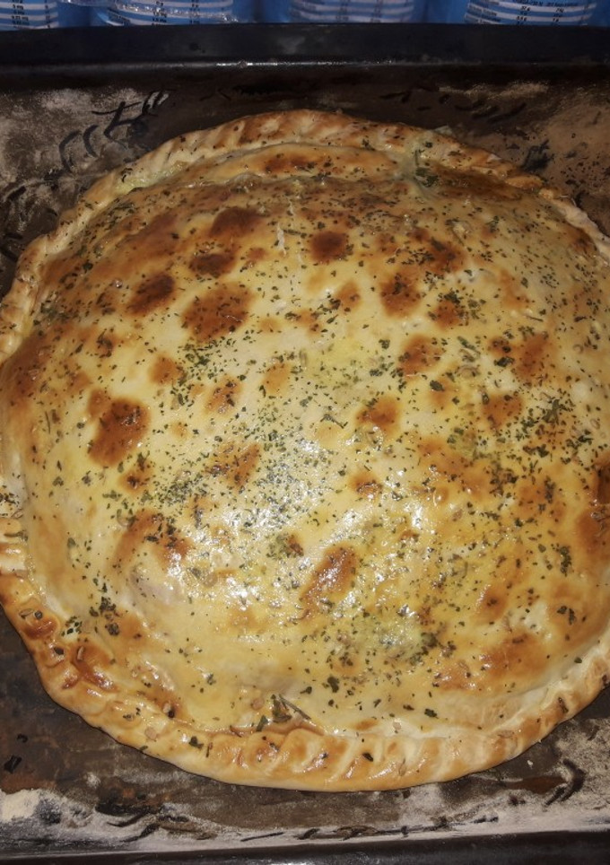 Una foto de Tarta de jamón y queso fácil
