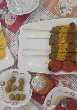 عکسی از دستور بختیاری با گوشت مرغ و گوسفند چرخ کرده