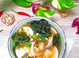 Hình của món Canh Miso nghêu.
