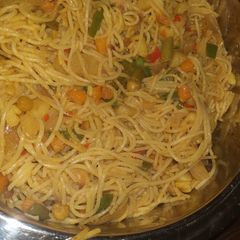 A picture of Fryed spaghetti.