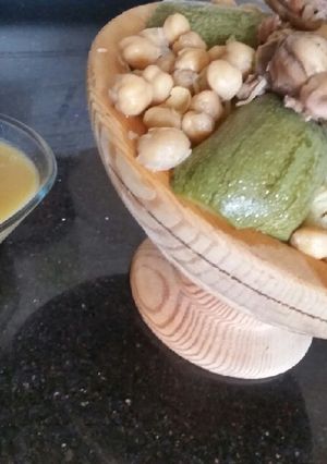 صورة لوصفة رشتة بمرقة بيضاء