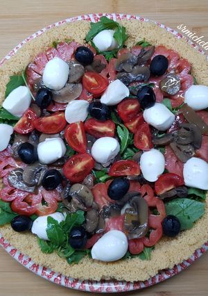 Foto di Torta salata con base di taralli