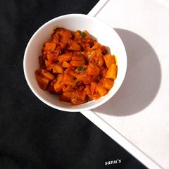 A picture of Kohlrabi Sabzi.