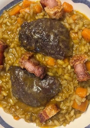 Una foto de Arroz meloso De Carrillera y Torreznos de Soria con Boniato !!!!